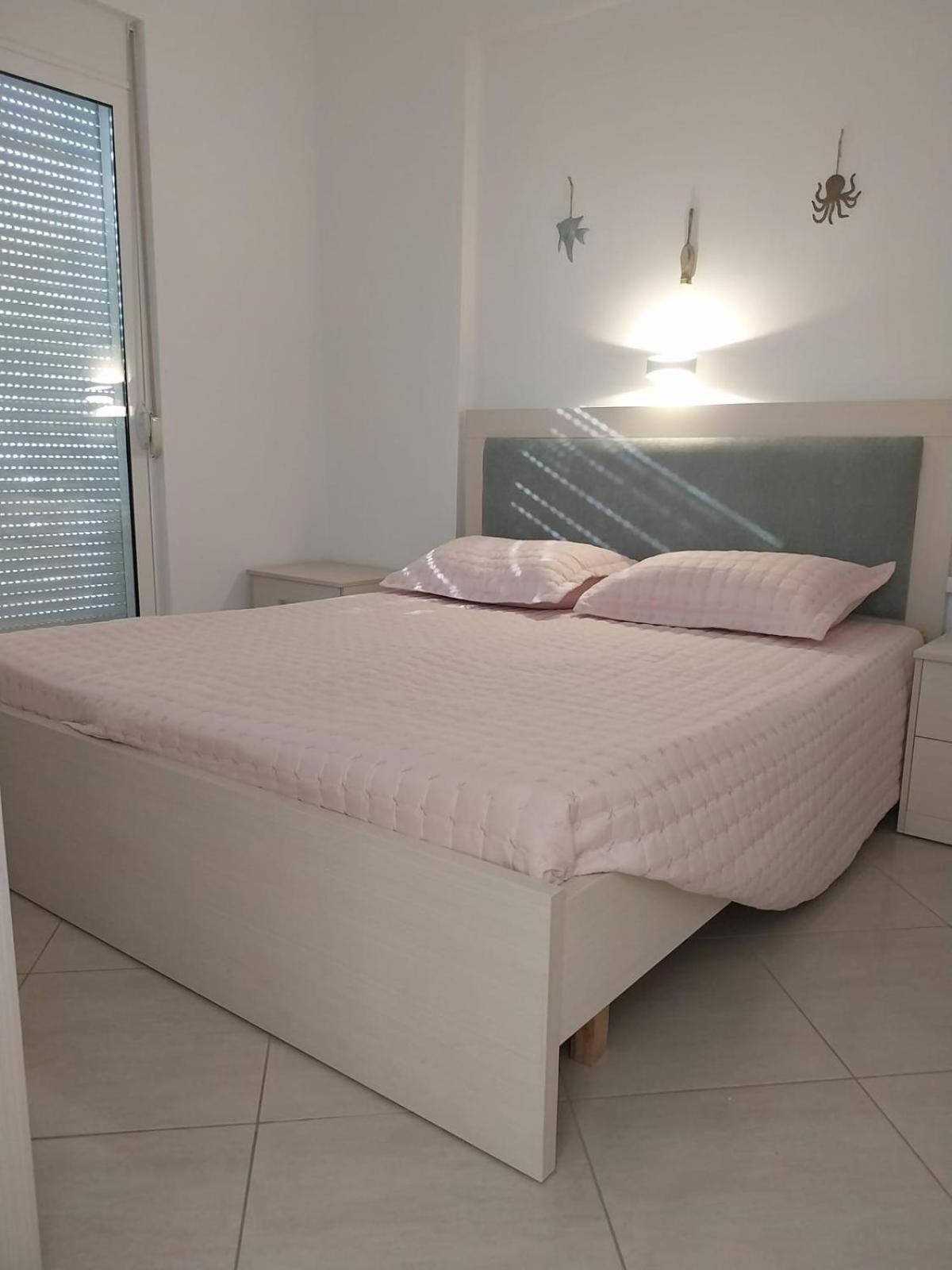 Susy Sea View Apartment Sarandë Esterno foto