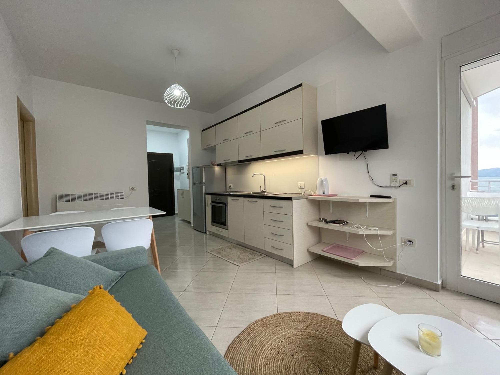 Susy Sea View Apartment Sarandë Esterno foto